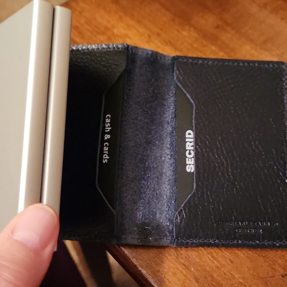 Secrid Black Leather Wallet - Picture 4 of 9